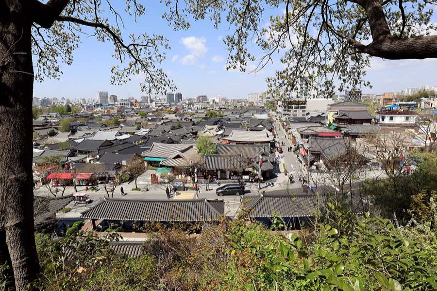 Traditional hanok rooflines in Jeonju Hanok Village, the neighborhood where most of Tastefully Yours was filmed