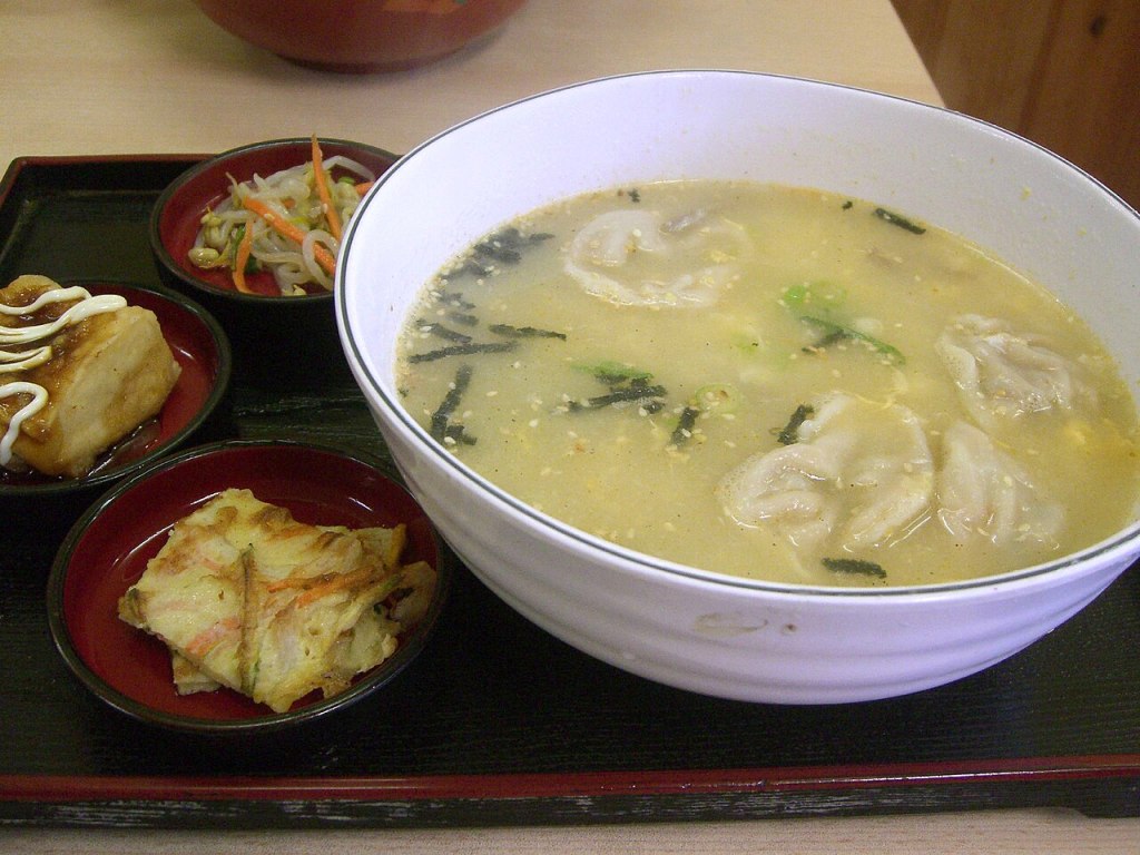 Korean mandu guk dumpling soup, similar to the dish served at Jaha Sonmandoo
