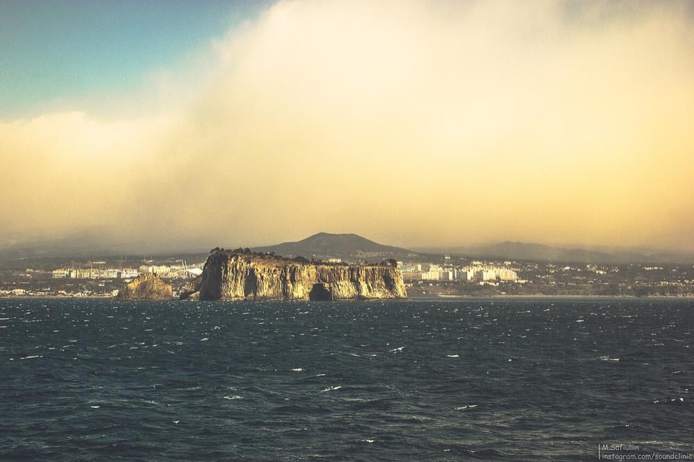 Wimi-ri coastline in Namwon-eup, Seogwipo, the neighborhood where Café Seoyeon's House from Architecture 101 is located